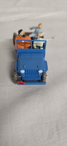 Jeep tintin objectif - tintin, lune