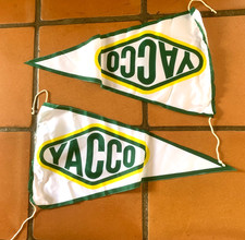 DEUX fanions drapeaux YACCO BIDON HUILE, déco garage