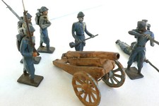 LOT SOLDATS 14/18   6 POILUS + UN CANON CBG  ANCIEN   PLOMB PEINT   Ht 5,3 cm  
