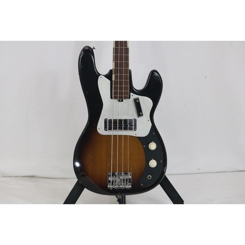 Guitare basse électrique