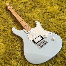 Guitare électrique YAMAHA