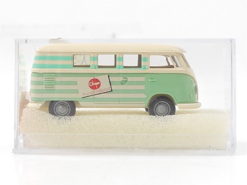 Brekina 3235 voiture - 3235,