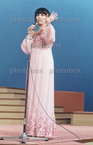 Mireille mathieu exclusive - mathieu,