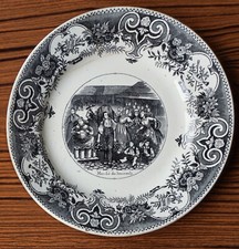TRES RARE ASSIETTE MARCHE DES INNOCENTS