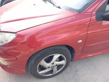 aile gauche pour PEUGEOT 206