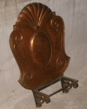 Sellette murale à plastron en