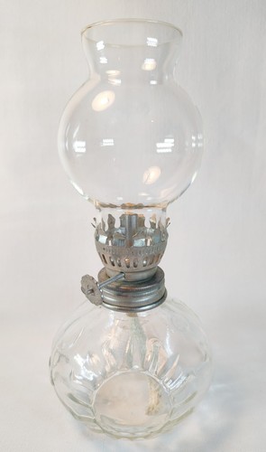 Lampe pétrole vintage - pétrole,