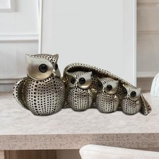 Famille de Quatre Figurines de