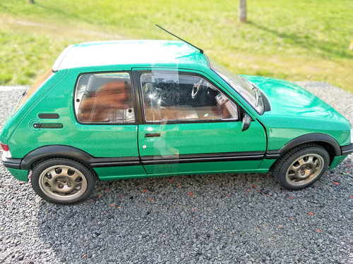 Peugeot 205 gti - 205, solido