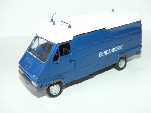Renault b110 gendarmerie - renault,
