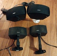 Bose Speakers Set Of 4 With