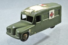 BK484 Dinky Toys GB #30h/253 Daimler Ambulance R/-