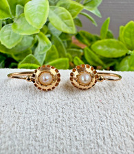 Boucles d’oreilles anciennes