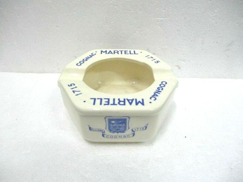 Ancien cendrier hexagonal