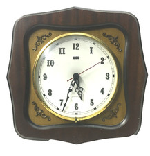 pendule murale ODO à quartz