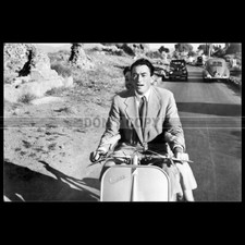 Photo F.003044 AUDREY HEPBURN