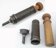 SERINGUE - BOUCHERIE - PATISSERIE - CUISINE - DÉCORATIO - ANCIEN - VINTAGE