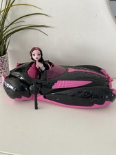 Voiture Roadster + Poupée