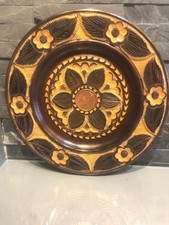 Assiette décorative en bois