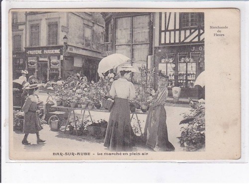 Bar sur aube - marché, en