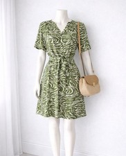 Robe verte imprimé zébré