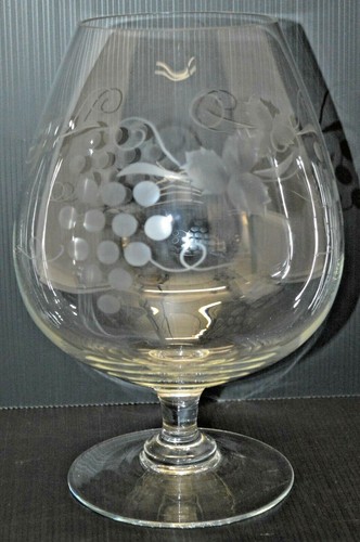Ancien tres grand verre - -,