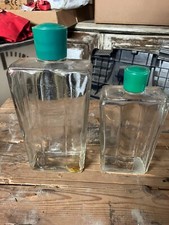 2 flacons en verre eau de