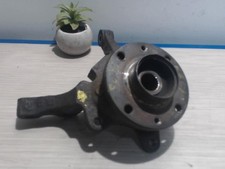 Moyeu arriere gauche RENAULT MEGANE 1 PHASE 1 7701205812