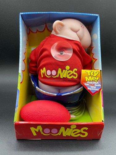 Figurine qui montre ses - , fesses