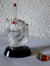 rare main porte bague Victor