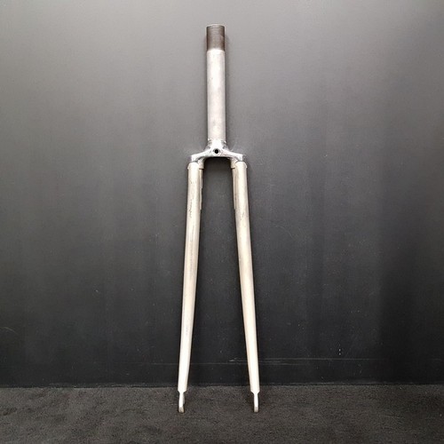 Fourche 700 acier - acier, sablé
