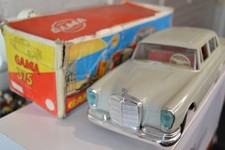 Jouet Ancien GAMA 375 MERCEDES