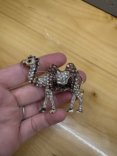 White rhinestone enamel - white,