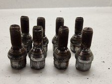 Goujon de roue pour renault