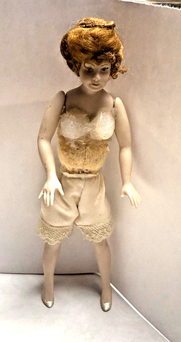 VINTAGE PORCELAIN ARTISAN DOLL