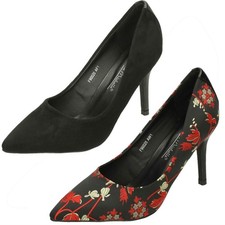 Chaussures À Talons Hauts