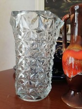 Grand vase en verre cristal  motifs géométrique très lourd en TBE