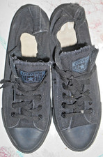 paire de sport noir Chaussure