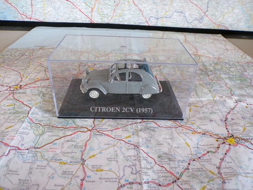 Citroën grise - 2,