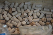 PLUS DE 350 ANCIEN  BOUCHONS