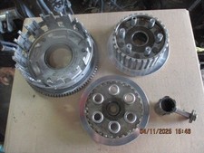 CLOCHE  D EMBRAYAGE  ZZR 1100