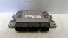 Calculateur moteur RENAULT