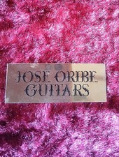 Étui rigide pour guitare