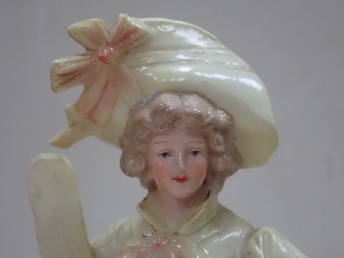 Ancienne grande statue - , en