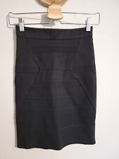 MAJE : MINI JUPE NOIRE BORD FRANC EN BAS 