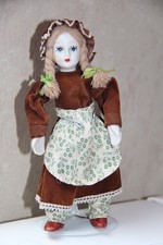 Poupée ancienne tête mains