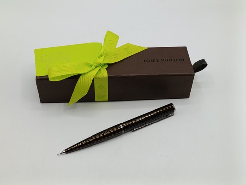 Louis vuitton stylo à - vuitton,