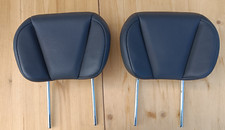 2 appuie-tête siege arriere