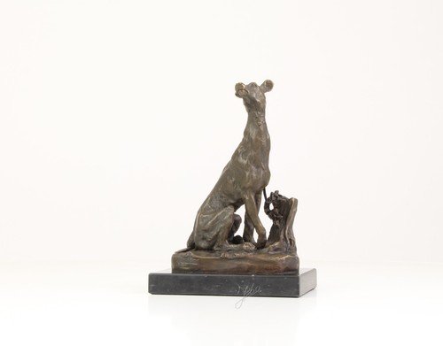 Sculpture bronze un - sculpture, en
