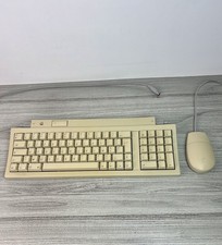 Vintage Apple Clavier Keyboard II avec câble ADB et Apple Desktop Bus Mouse II